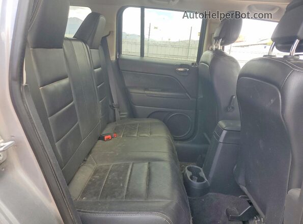 1C4NJRFBXGD545383 2016 JEEP PATRIOT Серый Вид задних сидений