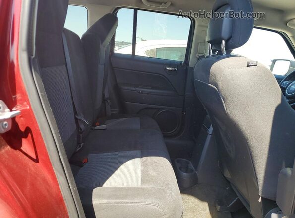 1C4NJRFBXGD725303 2016 JEEP PATRIOT Red Vista interior trasera