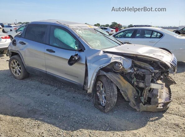 1C4PJLAB0GW207587 2016 JEEP CHEROKEE Silver Front right