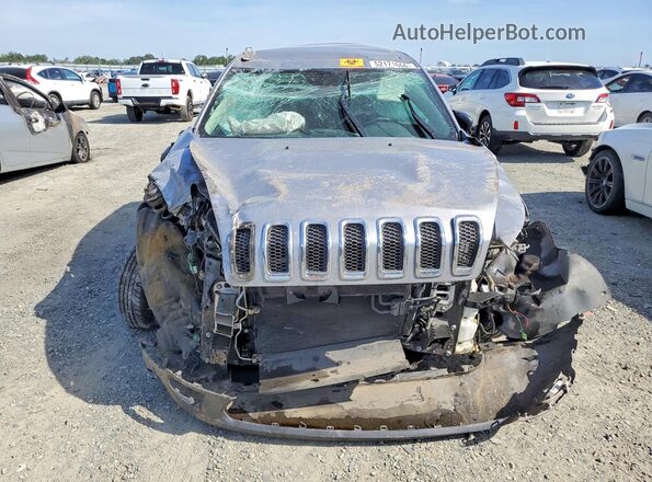 1C4PJLAB0GW207587 2016 JEEP CHEROKEE Silver Front view