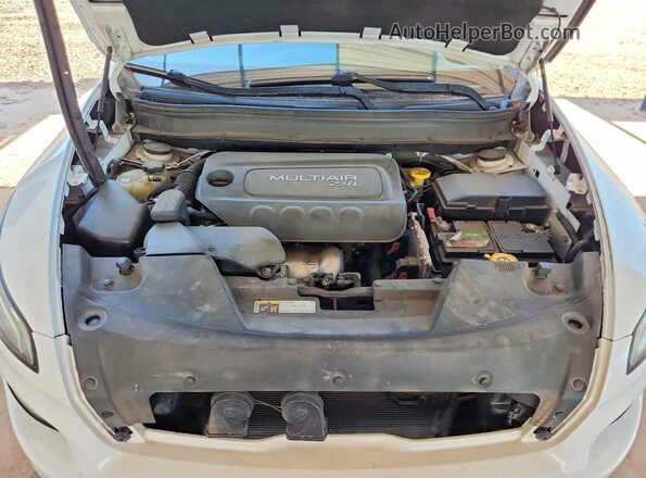 1C4PJLAB2GW207395 2016 JEEP CHEROKEE Белый Вид задней части салона