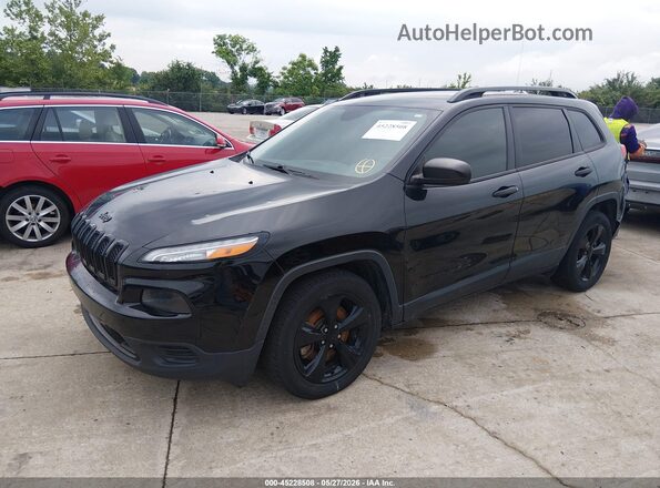 1C4PJLAB3HW623330 2017 JEEP CHEROKEE Черный Передняя левая четверть