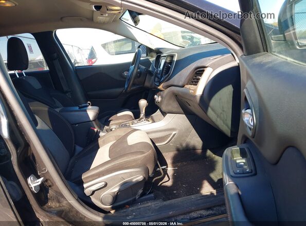 1C4PJLAB9GW222721 2016 JEEP CHEROKEE Черный Вид салона спереди