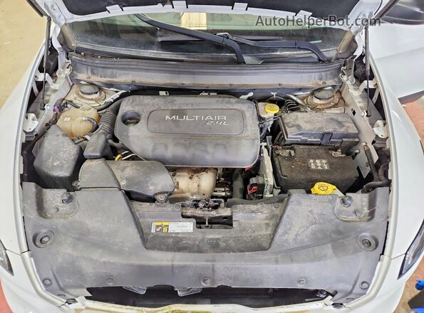 1C4PJLABXHW669205 2017 JEEP CHEROKEE Белый Вид подкапотного пространства