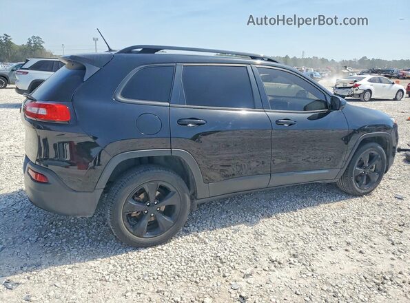 1C4PJLCB0JD563599 2018 JEEP CHEROKEE Черный Задняя правая четверть