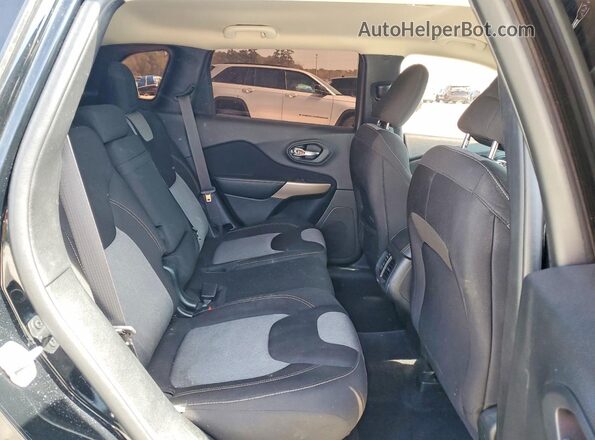 1C4PJLCB0JD563599 2018 JEEP CHEROKEE Черный Вид задней части салона