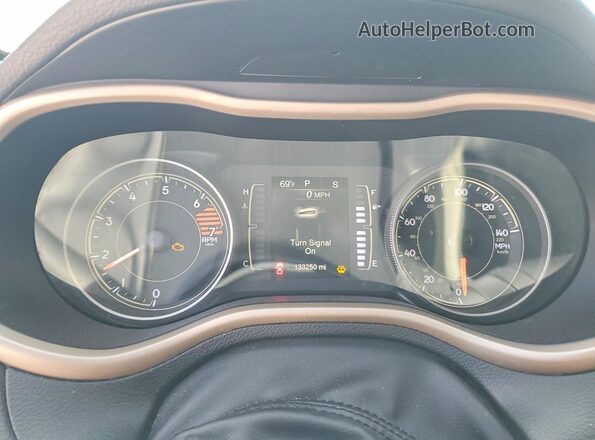 1C4PJLCB0JD563599 2018 JEEP CHEROKEE Черный Вид щитка приборов