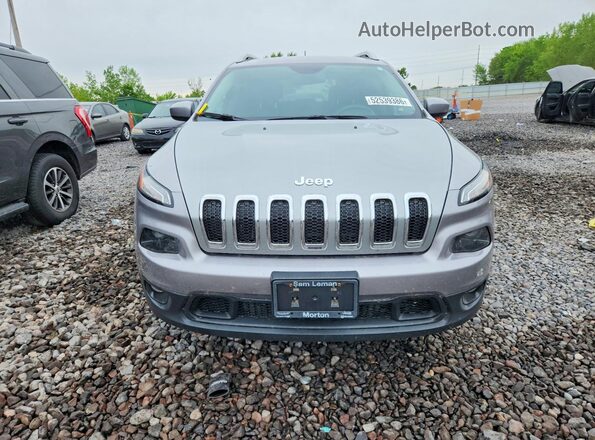 1C4PJLCB0JD605513 2018 JEEP CHEROKEE Серебряный Вид спереди