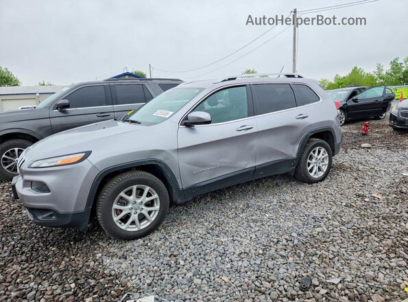 1C4PJLCB0JD605513 2018 JEEP CHEROKEE Серебряный Передняя левая четверть
