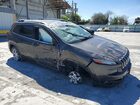 2017 Jeep Cherokee Latitude Gray vin: 1C4PJLCB2HW535155