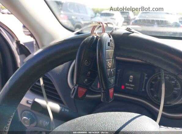 1C4PJLCB2JD504182 2018 JEEP CHEROKEE Белый Вид панели приборов