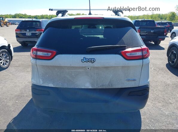 1C4PJLCB2JD504182 2018 JEEP CHEROKEE Белый 