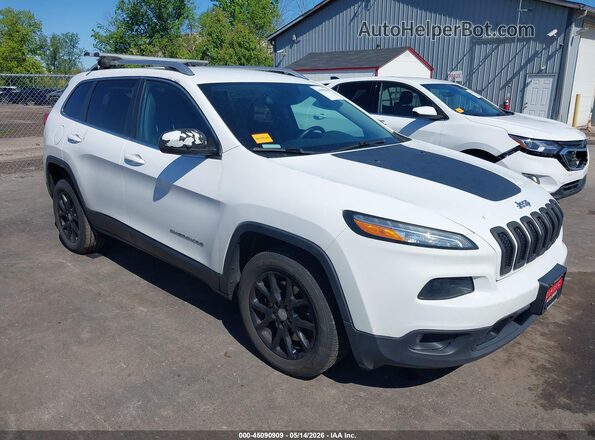 1C4PJLCB2JD504182 2018 JEEP CHEROKEE Белый Передняя правая четверть