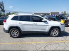 2018 Jeep Cherokee Latitude Fwd White vin: 1C4PJLCB2JD524321
