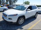 2018 Jeep Cherokee Latitude Fwd White vin: 1C4PJLCB2JD524321