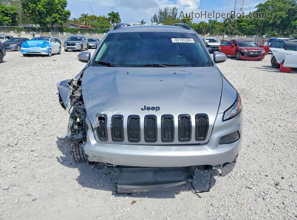 1C4PJLCB2JD540051 2018 JEEP CHEROKEE Серебряный Вид спереди
