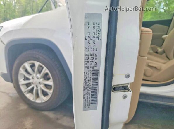 1C4PJLCB3LD552809 2020 JEEP CHEROKEE Белый Вид наклейки с VIN-кодом