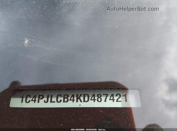 1C4PJLCB4KD487421 2019 JEEP CHEROKEE Красный Вид подкапотного пространства