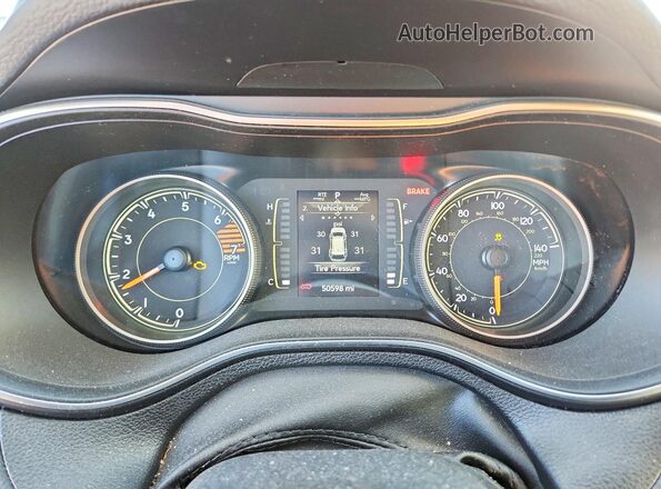 1C4PJLCB6LD511400 2020 JEEP CHEROKEE Красный Вид щитка приборов
