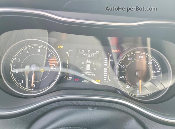 1C4PJLCB6MD150686 2021 JEEP CHEROKEE Белый Вид щитка приборов