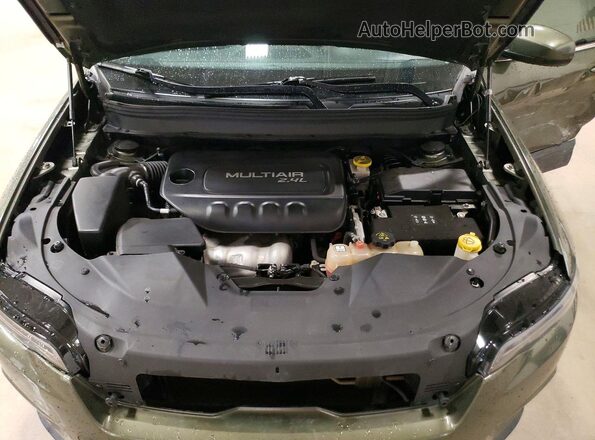 1C4PJLCB7KD171687 2019 JEEP CHEROKEE Green Vista del compartimento del motor