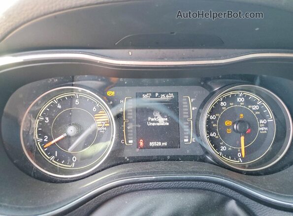 1C4PJLCB7LD581195 2020 JEEP CHEROKEE Серебряный Вид щитка приборов