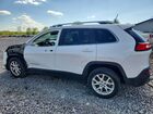 2017 Jeep Cherokee Latitude White vin: 1C4PJLCB8HD222011