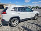 2017 Jeep Cherokee Latitude White vin: 1C4PJLCB8HD222011