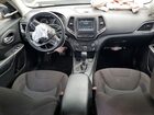 2019 Jeep Cherokee Latitude Green vin: 1C4PJLCB8KD122739