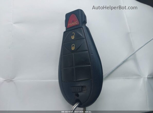 1C4PJLCB8KD286105 2019 JEEP CHEROKEE Темно-бордовый Вид панели приборов