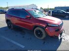 2016 Jeep Cherokee Latitude Red vin: 1C4PJLCS2GW138382