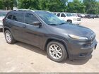 2016 Jeep Cherokee Latitude Gray vin: 1C4PJLCS2GW370528