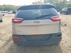 2017 Jeep Cherokee Latitude Silver vin: 1C4PJLCS7HW642220