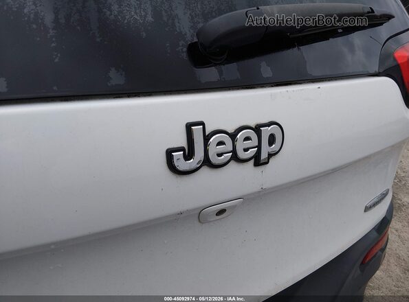 1C4PJLCX5JD560483 2018 JEEP CHEROKEE Бирюзовый Вид щитка приборов