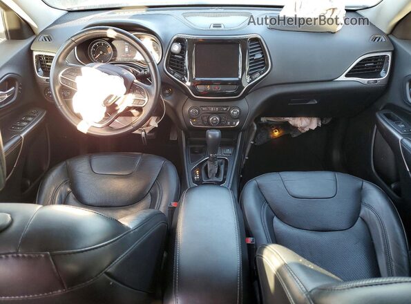 1C4PJLDB9KD381285 2019 JEEP CHEROKEE Красный Вид панели приборов
