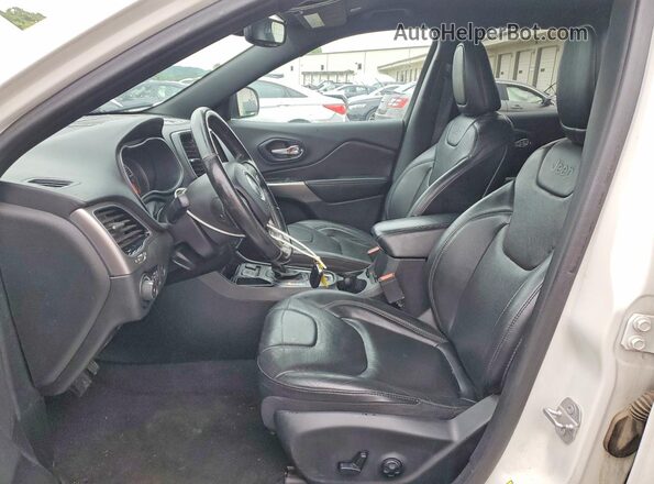 1C4PJLDN5KD376739 2019 JEEP CHEROKEE Белый Вид салона спереди