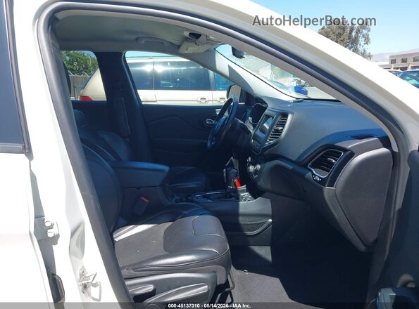 1C4PJLLB8KD411801 2019 JEEP CHEROKEE Белый Вид салона спереди