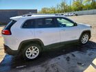 2018 Jeep Cherokee Latitude Plus Белый vin: 1C4PJLLB9JD563827