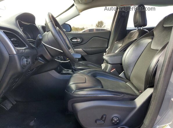 1C4PJLLBXLD628137 2020 JEEP CHEROKEE Серый Вид салона спереди