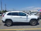 2019 Jeep Cherokee Latitude Plus Fwd White vin: 1C4PJLLX0KD305290