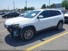 2019 Jeep Cherokee Latitude Plus Fwd White vin: 1C4PJLLX0KD305290