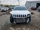 2019 Jeep Cherokee Latitude Plus White vin: 1C4PJLLX4KD469674