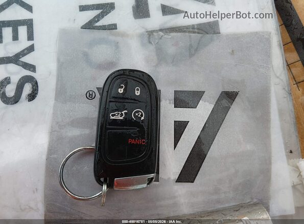 1C4PJLLX8KD109744 2019 JEEP CHEROKEE Черный Вид панели приборов