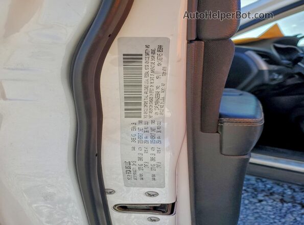 1C4PJMABXHW569840 2017 JEEP CHEROKEE Белый Вид подкапотного пространства