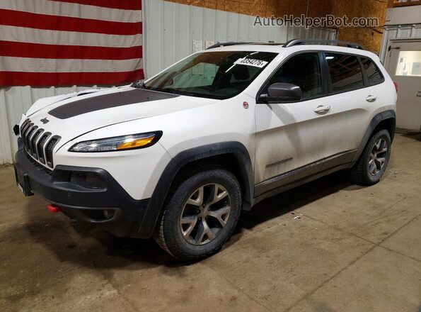 1C4PJMBB1HD227817 2017 JEEP CHEROKEE Белый Передняя левая четверть