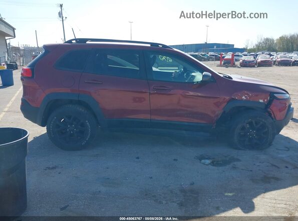 1C4PJMBBXHW635107 2017 JEEP CHEROKEE Бордовый Вид щитка приборов