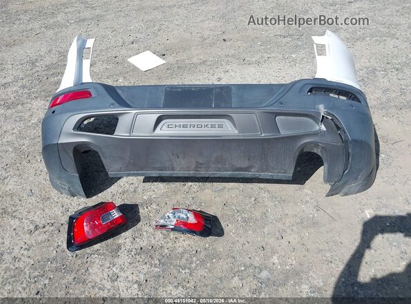 1C4PJMBS2HW602263 2017 JEEP CHEROKEE Белый Вид щитка приборов
