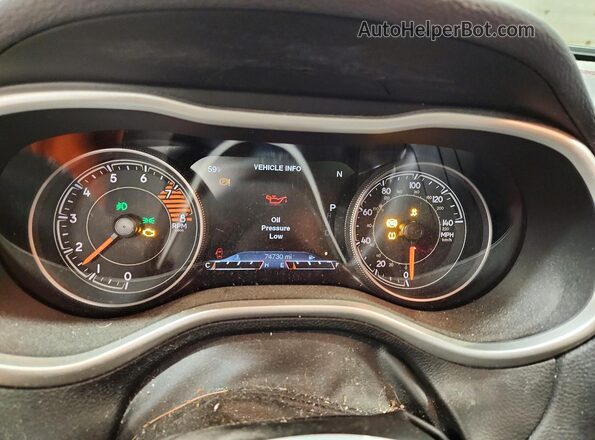 1C4PJMBS4HD217573 2017 JEEP CHEROKEE White Widok zestawu wskaźników