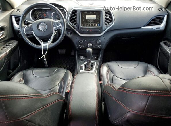1C4PJMBS5HW500570 2017 JEEP CHEROKEE White Widok deski rozdzielczej