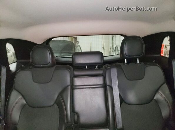 1C4PJMBX3JD529904 2018 JEEP CHEROKEE Blue Widok tylnych siedzeń